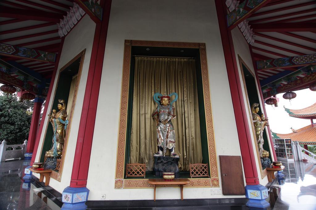 Hôtel Amaris Simpang Lima à Semarang Extérieur photo